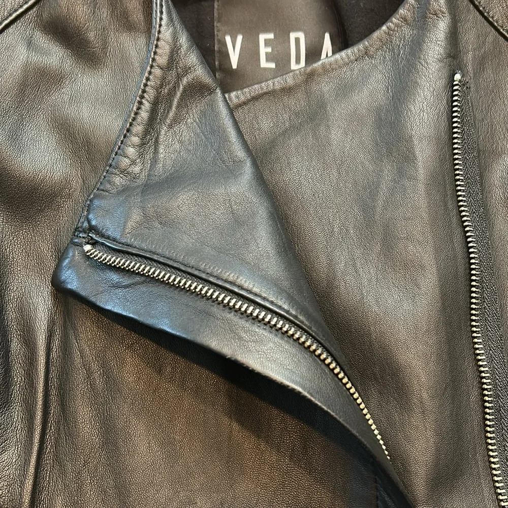 Veda Classic Black Leather Jacket - Picture 7 of 14
